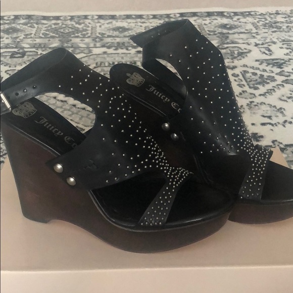 New‼️ juicy couture wedges. - Picture 2 of 5